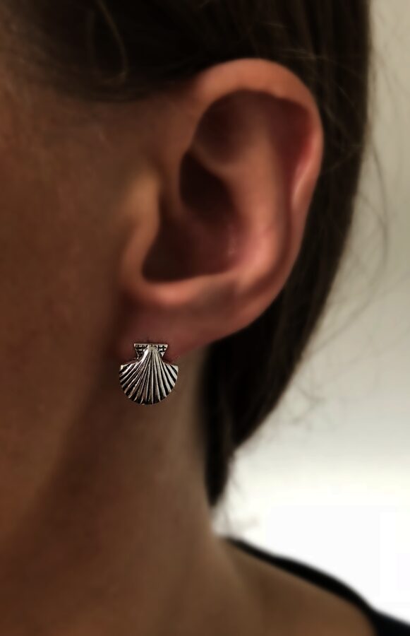 Silver Shell Earrings Concha Studs