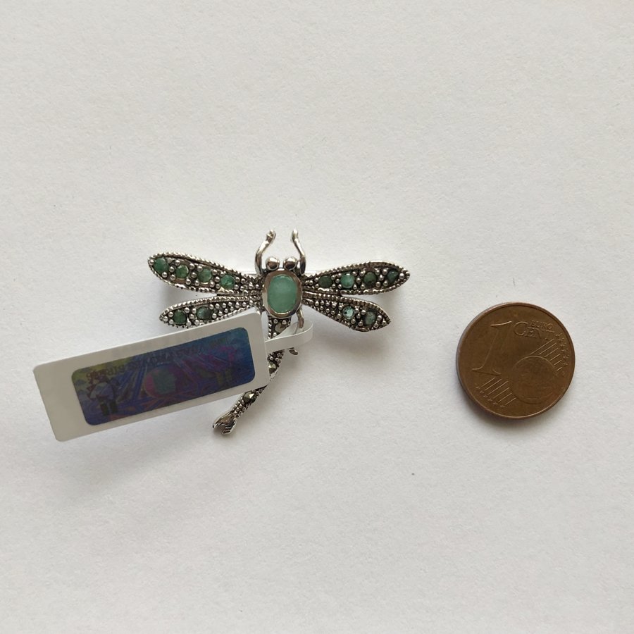 Dragonfly Brooch with Emerald Libelula Esmeralda