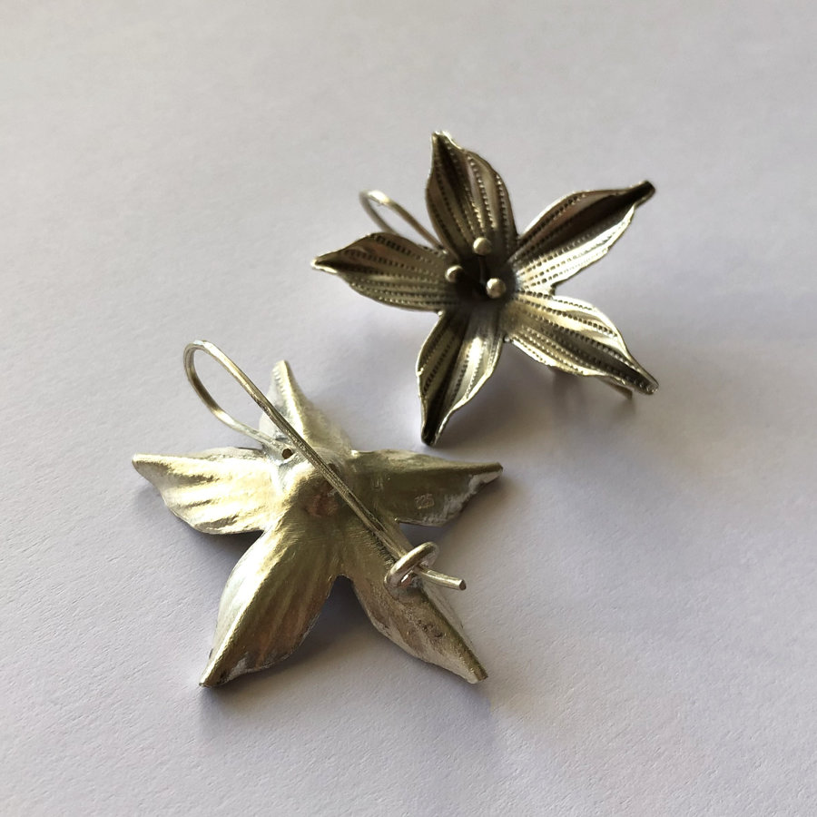 Silver Flower Earrings Flor de Felicidad II 