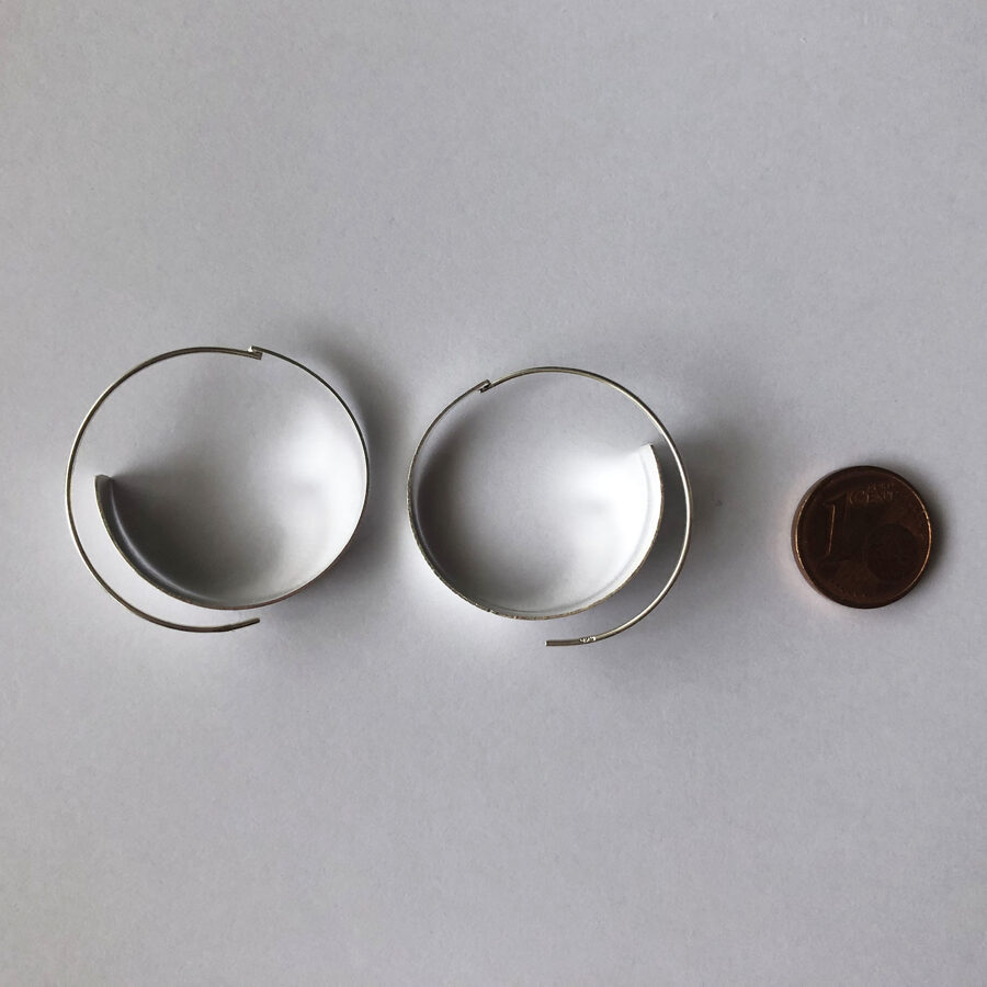 Frosted Silver Hoops Aros