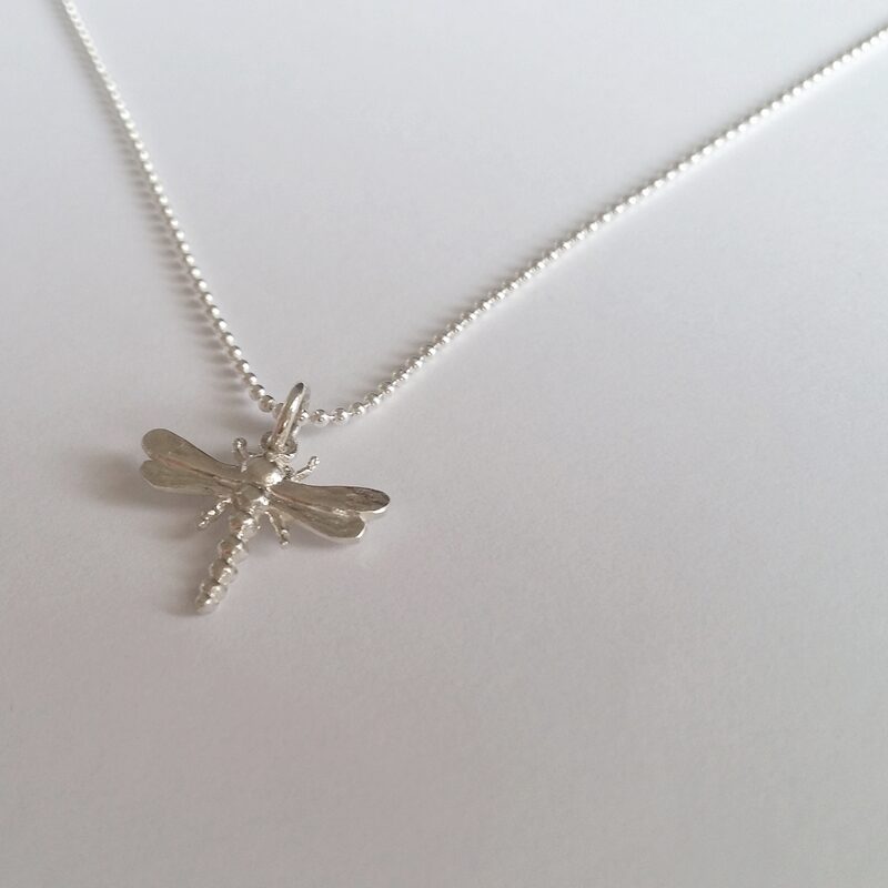 Silver dragonfly pendant Libelulita