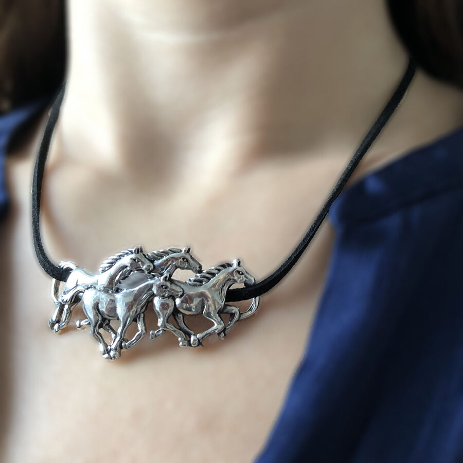 Silver Horse Necklace Caballos