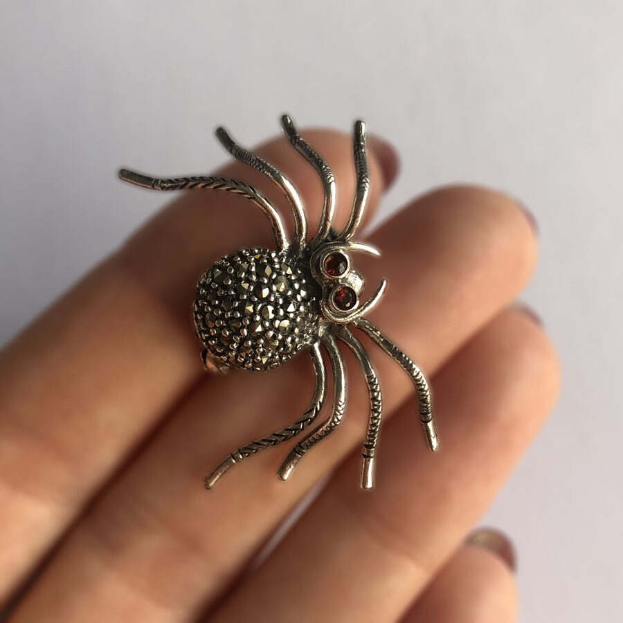 Silver Spider Brooch Araña 
