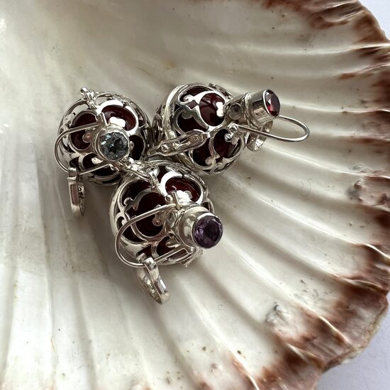 Red Angel Caller Harmonia Rojo