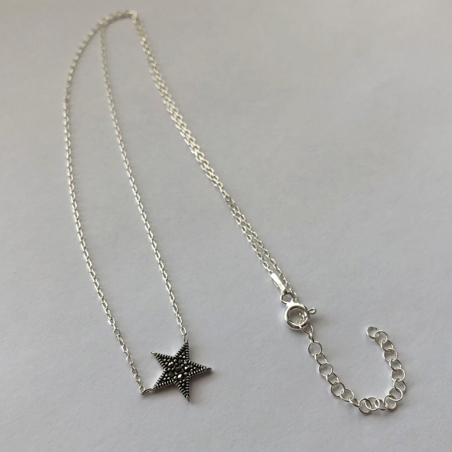 Star Necklace Estrella