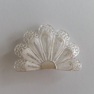 Filigree Brooch Abanico Blanco