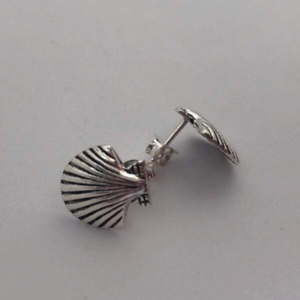 Silver Shell Earrings Concha Studs