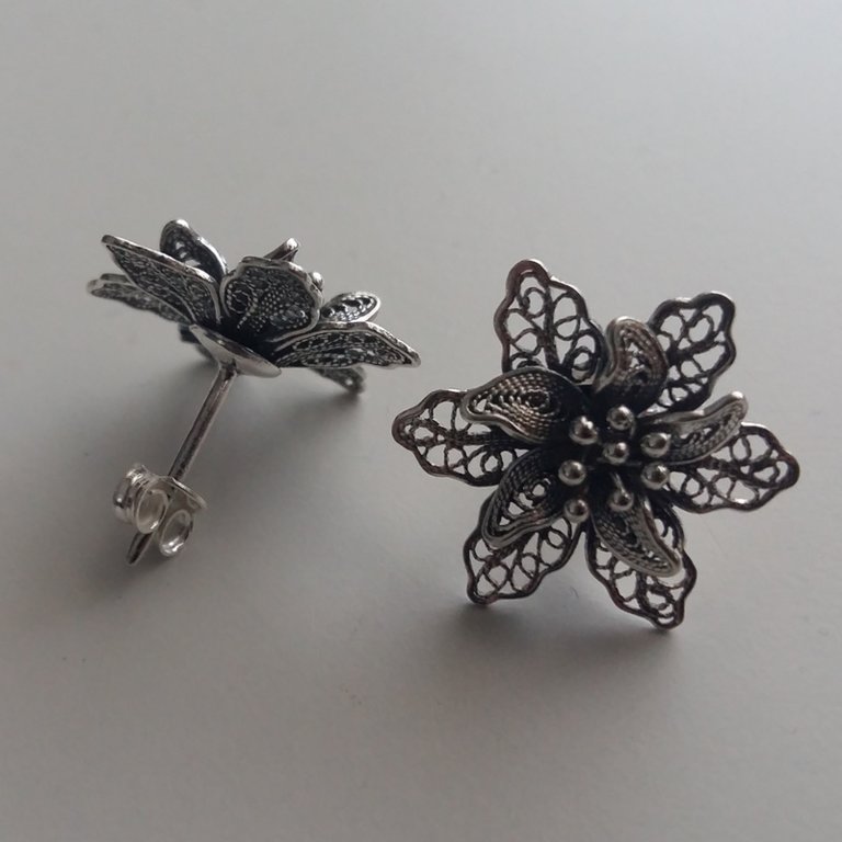 Filigree Earrings Flor de Amor