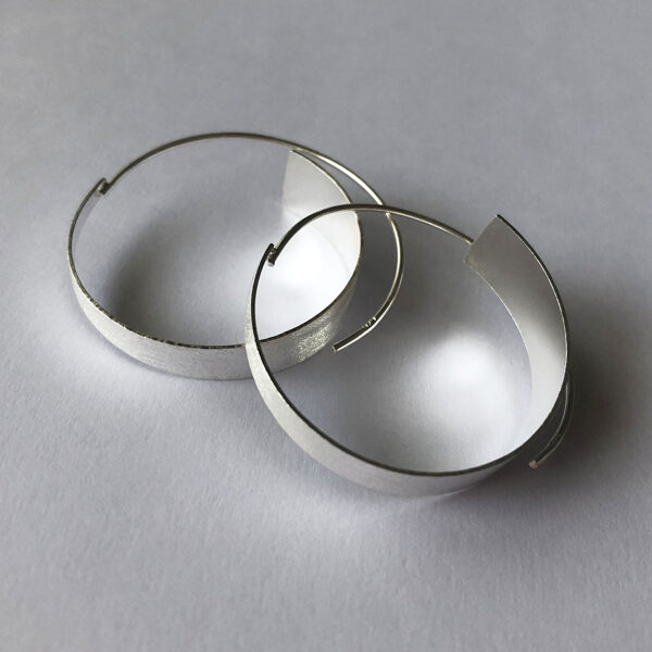 Frosted Silver Hoops Aros