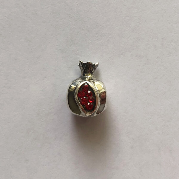 Sudraba granātābola pērle - amulets Granada
