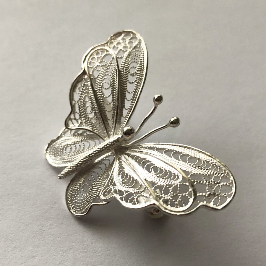 Filigree Butterfly Brooch Mariposa Blanca