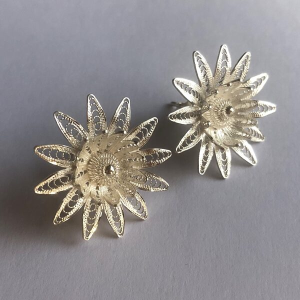 Silver Flower Earrings Flor de Margarita 